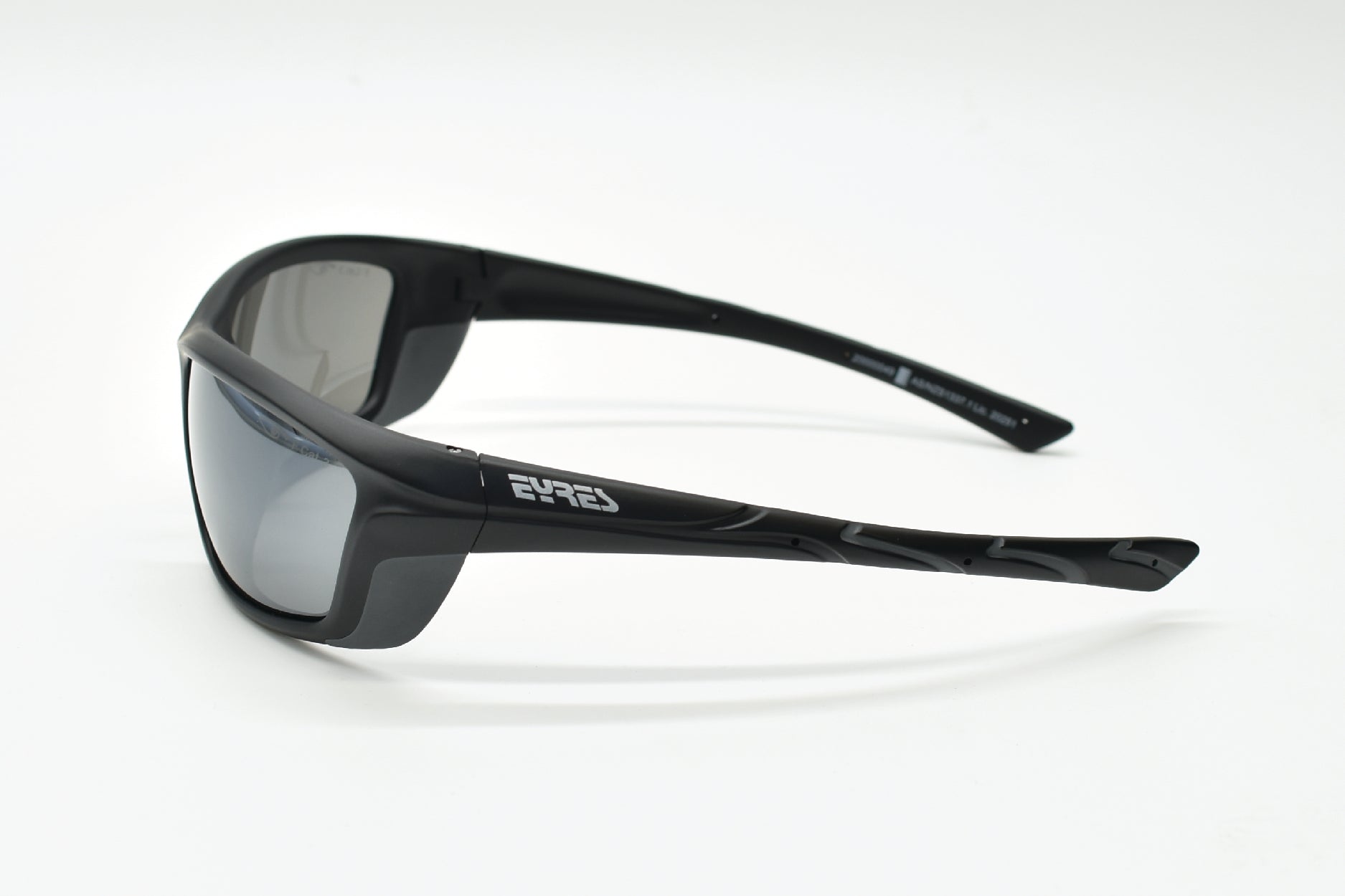 EYRES MOTION Matt Black Frame Grey FS Lens