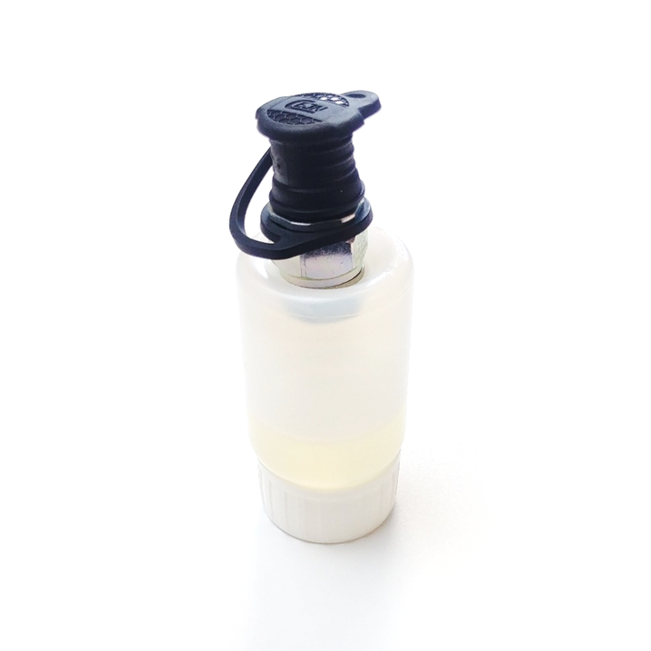 Hydrajaws Oil Replenisher Bottle with male Hydraulic Coupler (011-002)